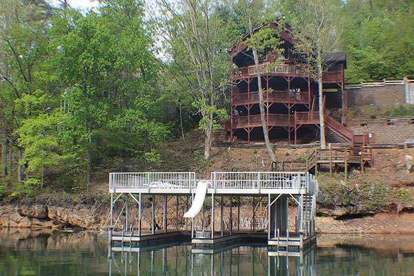 Norris Lake Villas | Bottoms Up Sleeps 28 | Lakefront House Rental