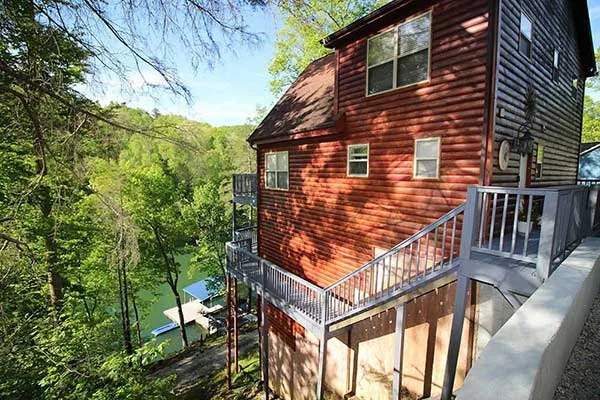 Norris Lake Villas | Jolly Mon Sleeps 28 | Tennessee Lakefront Cabin Rental